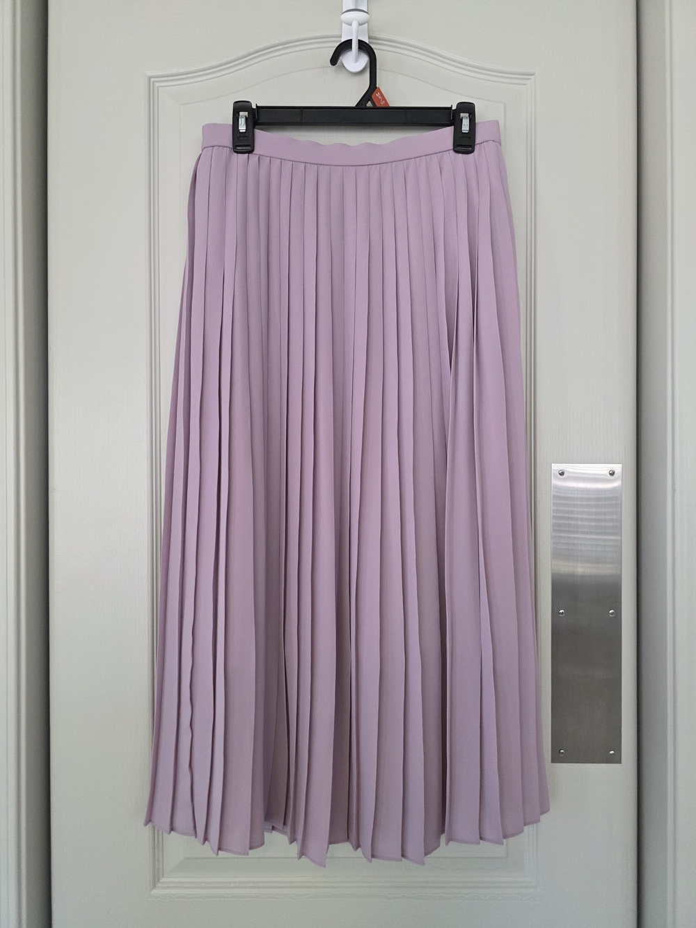 Uniqlo Lavender Pleated Maxi Skirt - Picture 2 of 8